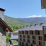 Pirineus Apartamento *