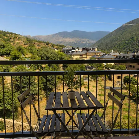 Pirineus Apartamento *