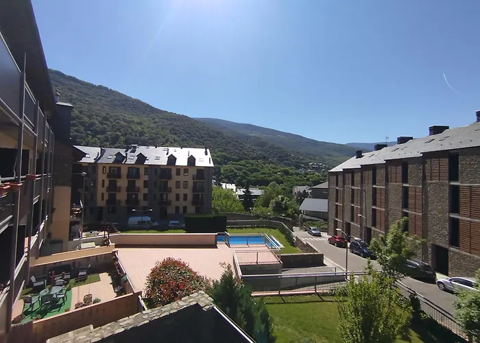 Pirineus شقة *