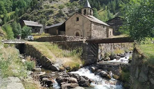 Pirineus شقة سورت